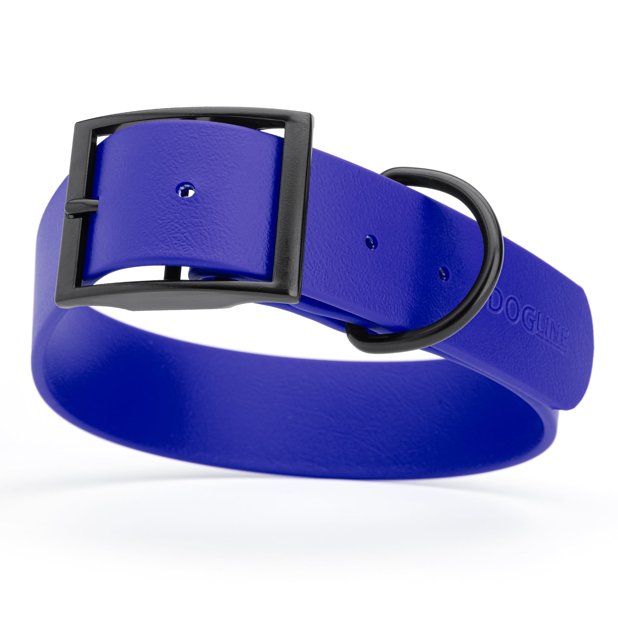 Blueberry waterproof collar for large dogs, 1.5 inches wide, made from Biothane, with black metal hardware